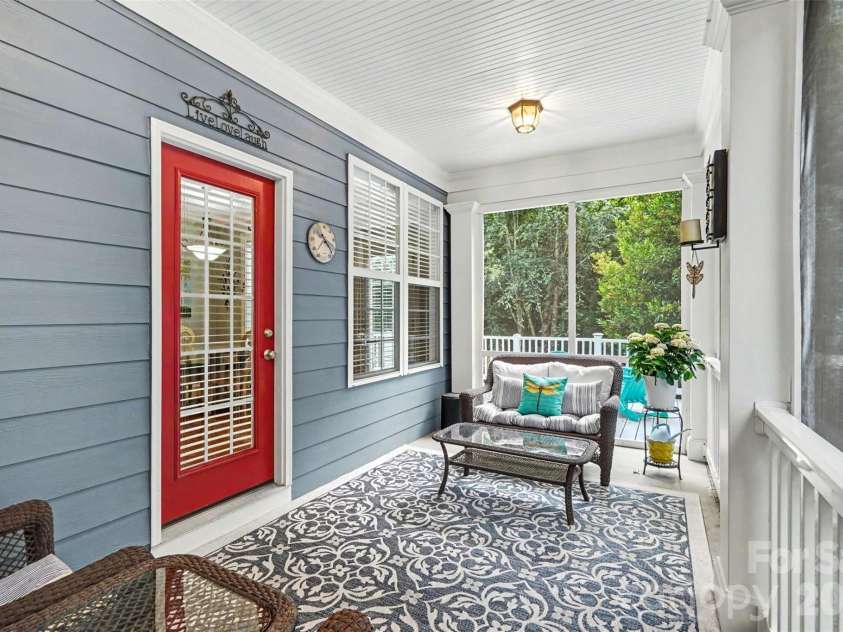 13322 Pierre Reverdy Drive, Davidson, NC 28036.  MLS# CAR4398505, YatesRealty ID 35251. 
