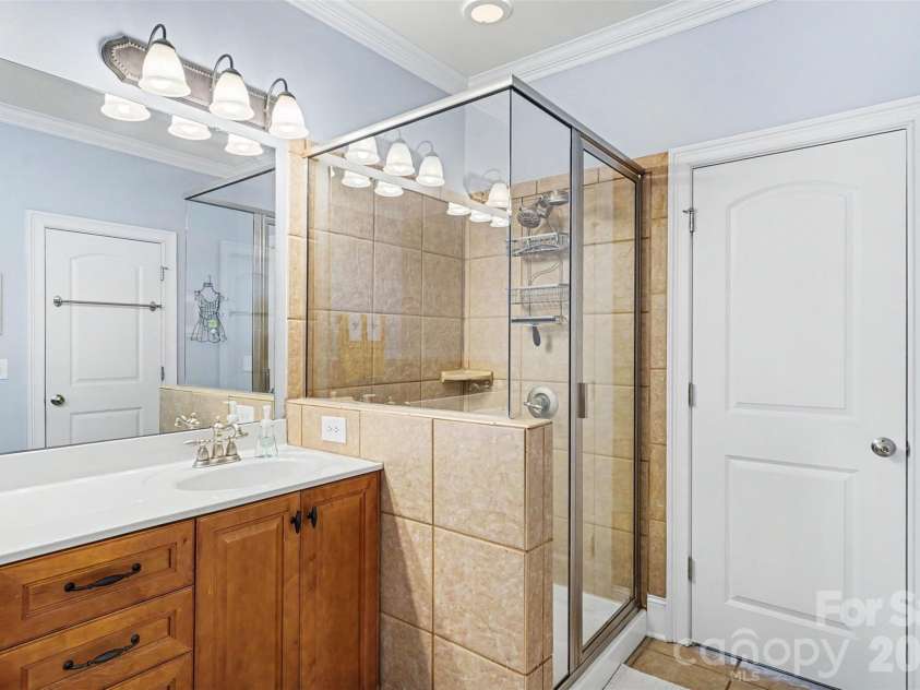 13322 Pierre Reverdy Drive, Davidson, NC 28036.  MLS# CAR4398505, YatesRealty ID 35251. 