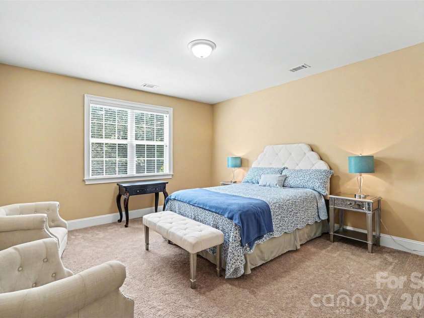 13322 Pierre Reverdy Drive, Davidson, NC 28036.  MLS# CAR4398505, YatesRealty ID 35251. 