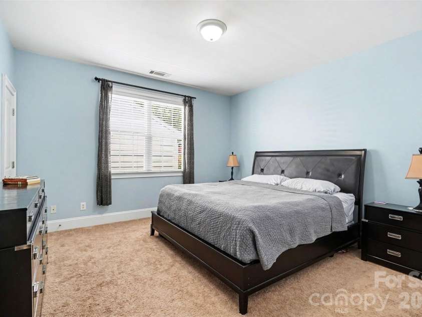 13322 Pierre Reverdy Drive, Davidson, NC 28036.  MLS# CAR4398505, YatesRealty ID 35251. 