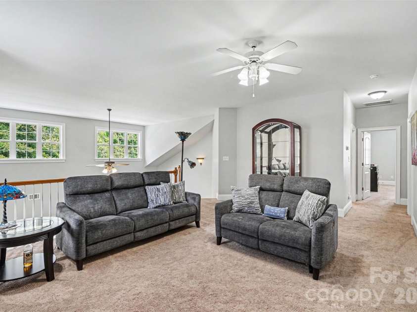 13322 Pierre Reverdy Drive, Davidson, NC 28036.  MLS# CAR4398505, YatesRealty ID 35251. 