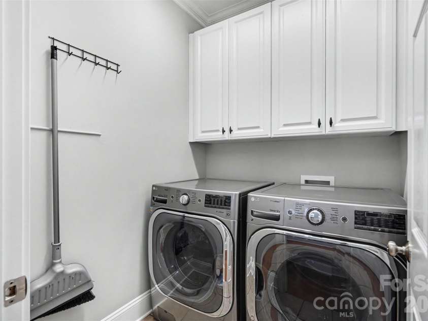 13322 Pierre Reverdy Drive, Davidson, NC 28036.  MLS# CAR4398505, YatesRealty ID 35251. 