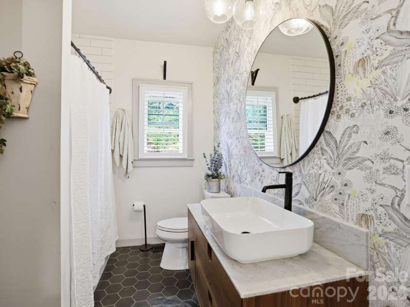 1203 Old Nation Road, Fort Mill, SC 29715.  MLS# CAR4376720, YatesRealty ID 35252. Full bath