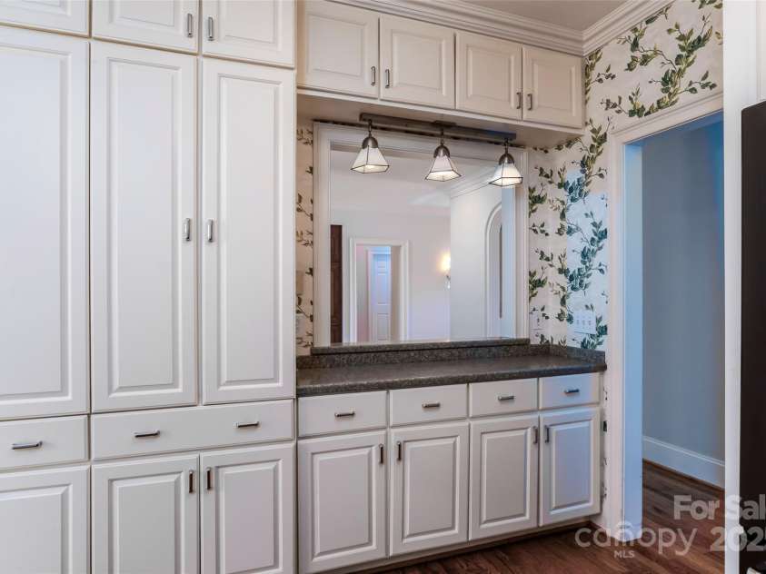 2131 Water Oak Lane, Gastonia, NC 28056.  MLS# CAR4296463, YatesRealty ID 35252. 