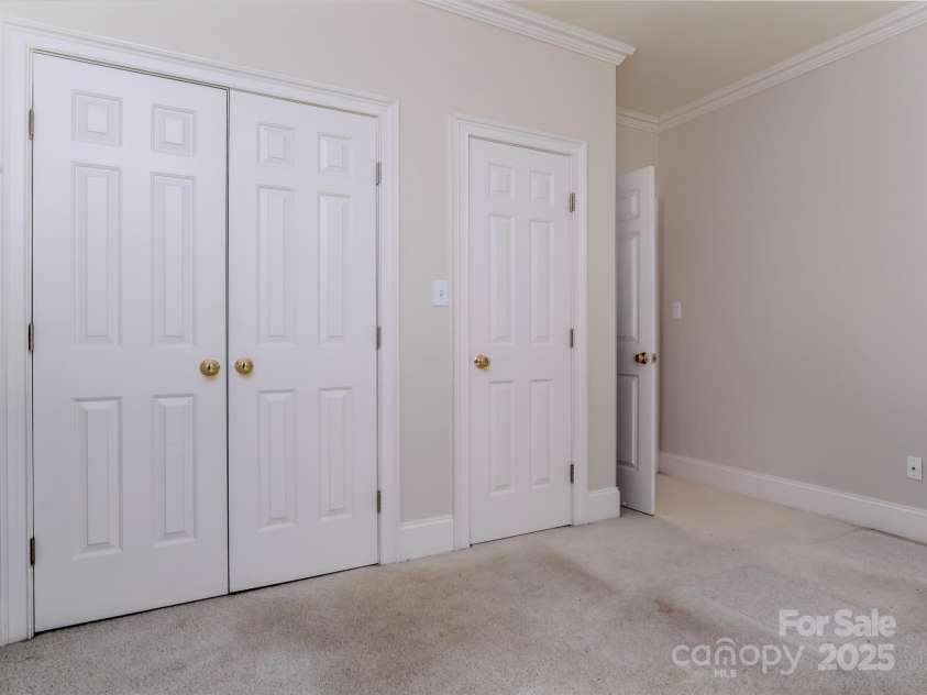 2131 Water Oak Lane, Gastonia, NC 28056.  MLS# CAR4296463, YatesRealty ID 35252. 