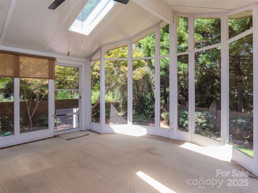 2131 Water Oak Lane, Gastonia, NC 28056.  MLS# CAR4296463, YatesRealty ID 35252. 