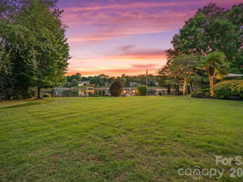 461 Kemp Road, Mooresville, NC 28117.  MLS# CAR4376427, YatesRealty ID 35253. 