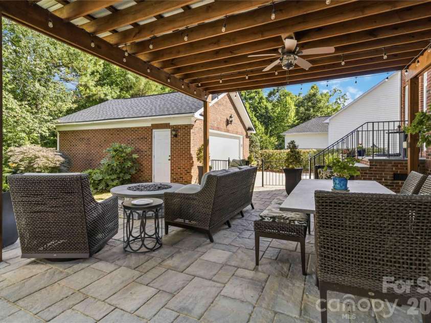 2436 Commons Court, Fort Mill, SC 29708.  MLS# CAR4393554, YatesRealty ID 35254. 