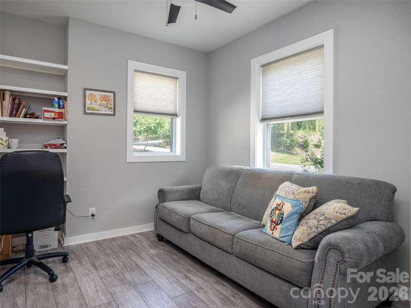 51 Verde Drive, Asheville, NC 28806.  MLS# CAR4400901, YatesRealty ID 35255. Versatile Second Bedroom