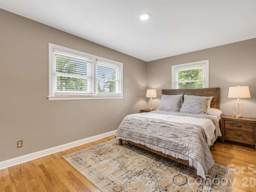 3226 Charlyne Drive, Hendersonville, NC 28792.  MLS# CAR4335660, YatesRealty ID 35258. 