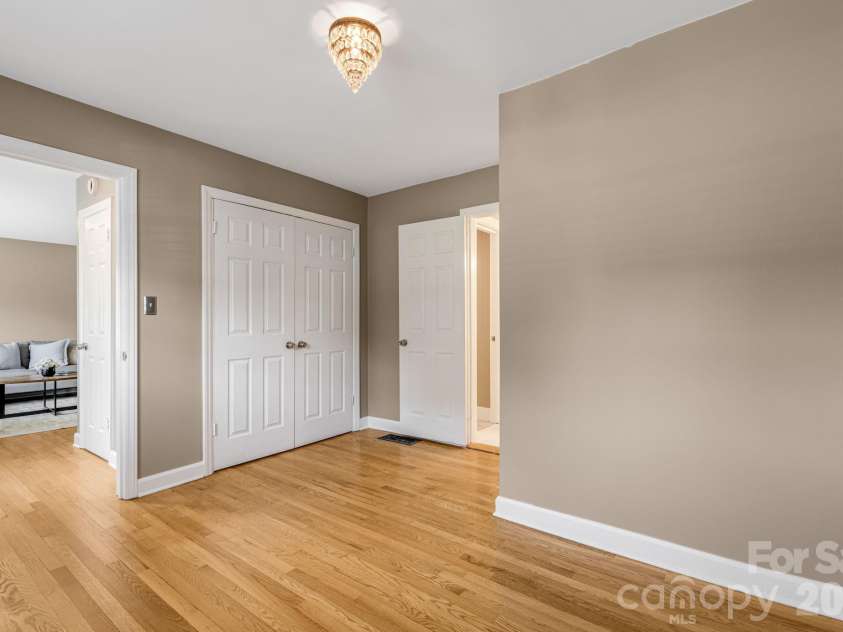 3226 Charlyne Drive, Hendersonville, NC 28792.  MLS# CAR4335660, YatesRealty ID 35258. 