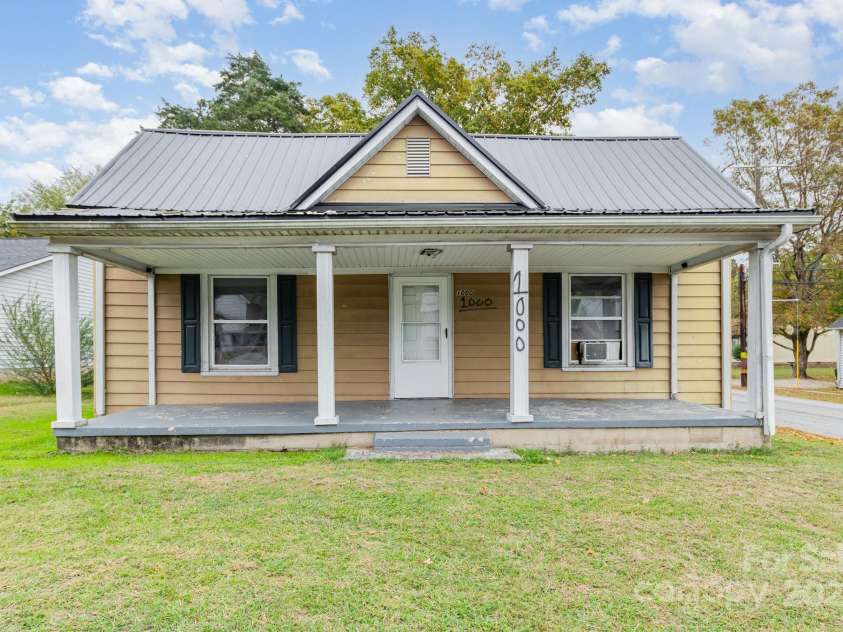 1209 3rd Street, Spencer, NC 28159.  MLS# CAR4312729, YatesRealty ID 3526. 