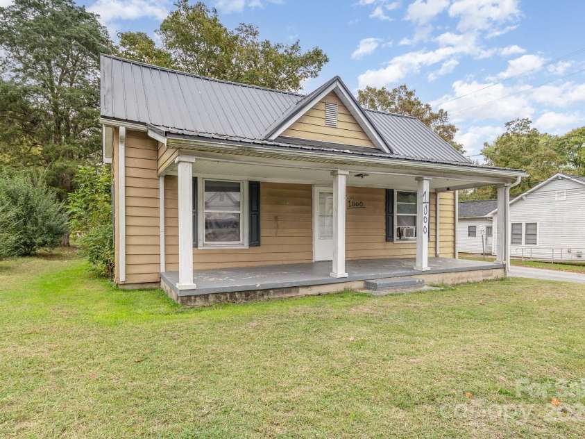 1209 3rd Street, Spencer, NC 28159.  MLS# CAR4312729, YatesRealty ID 3526. 