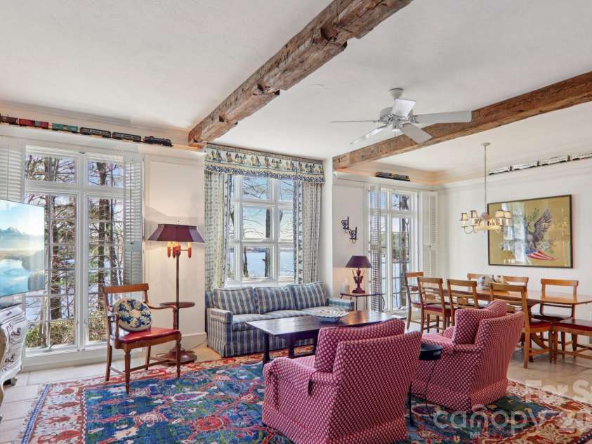 138 Indian Trace, Lake Toxaway, NC 28747.  MLS# CAR4361067, YatesRealty ID 35260. 