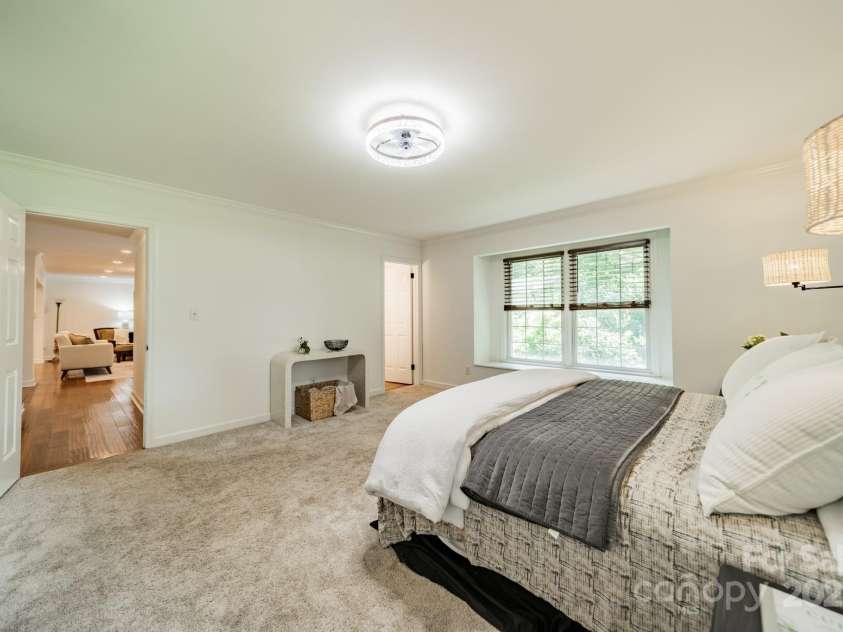 8504 Viking Drive, Waxhaw, NC 28173.  MLS# CAR4295832, YatesRealty ID 35260. 