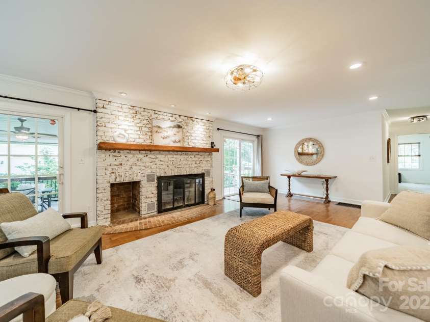 8504 Viking Drive, Waxhaw, NC 28173.  MLS# CAR4295832, YatesRealty ID 35260. 