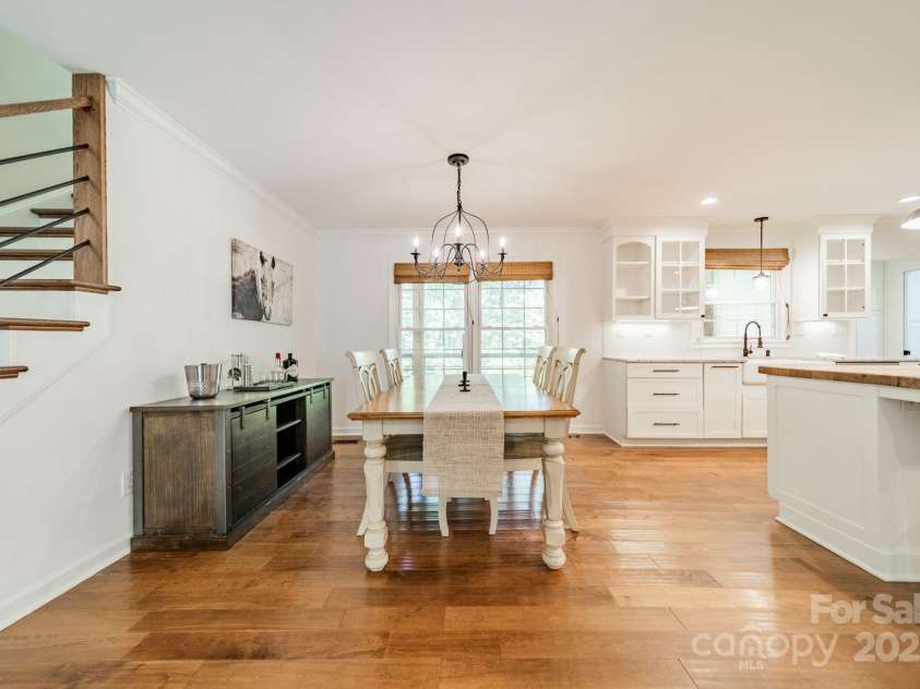 8504 Viking Drive, Waxhaw, NC 28173.  MLS# CAR4295832, YatesRealty ID 35260. 