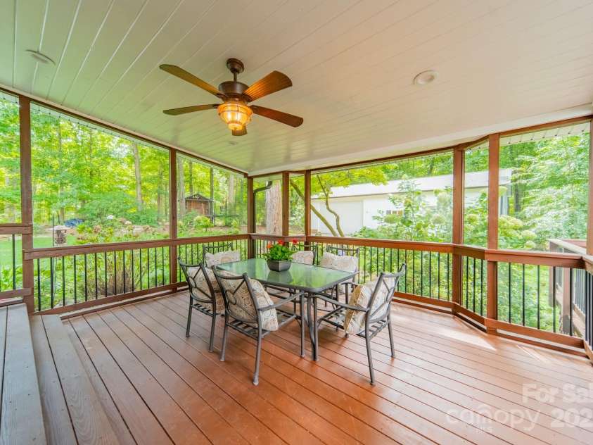 8504 Viking Drive, Waxhaw, NC 28173.  MLS# CAR4295832, YatesRealty ID 35260. 