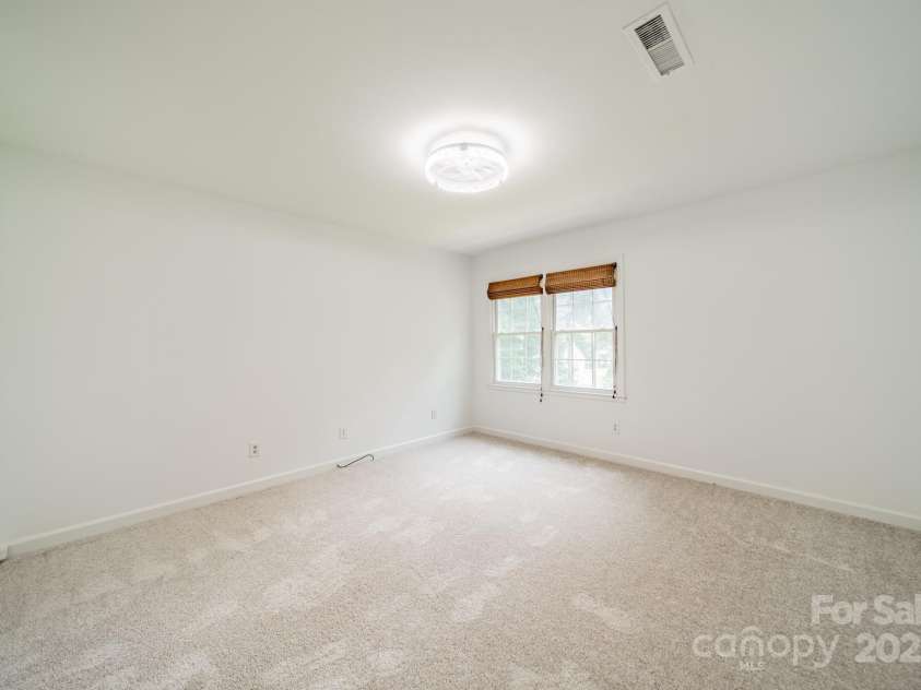 8504 Viking Drive, Waxhaw, NC 28173.  MLS# CAR4295832, YatesRealty ID 35260. 