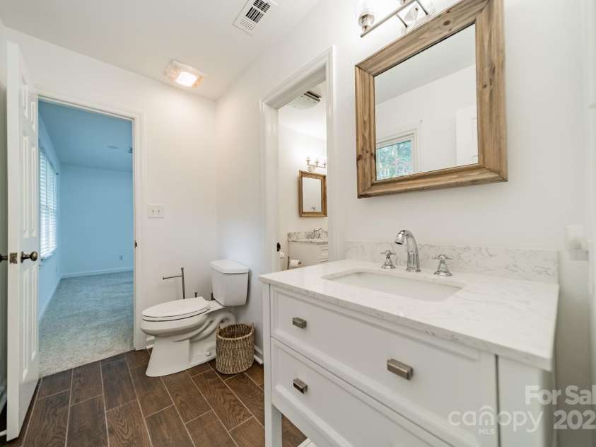 8504 Viking Drive, Waxhaw, NC 28173.  MLS# CAR4295832, YatesRealty ID 35260. 