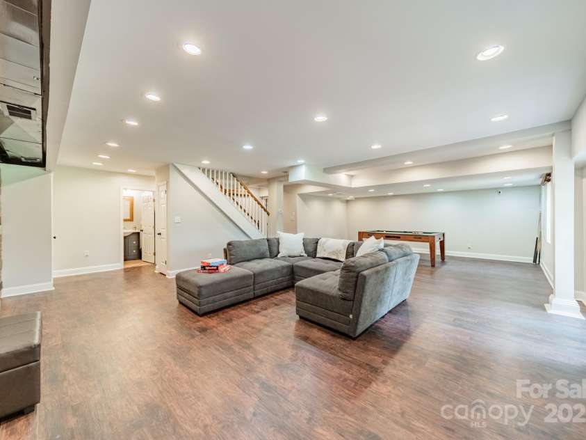 8504 Viking Drive, Waxhaw, NC 28173.  MLS# CAR4295832, YatesRealty ID 35260. 