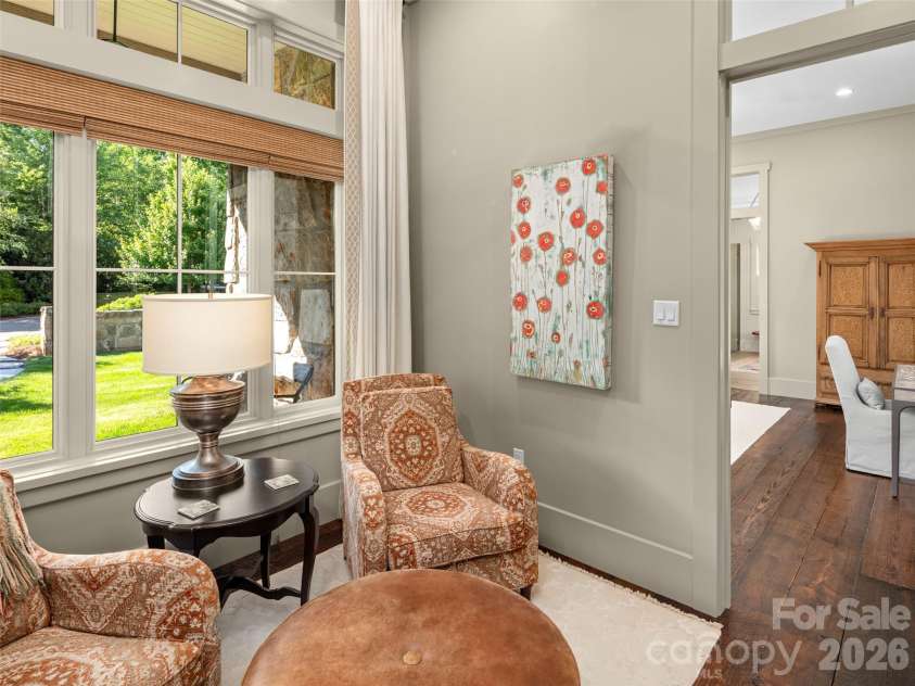 332 Walnut Valley Parkway, Arden, NC 28704.  MLS# CAR4396181, YatesRealty ID 35261. 