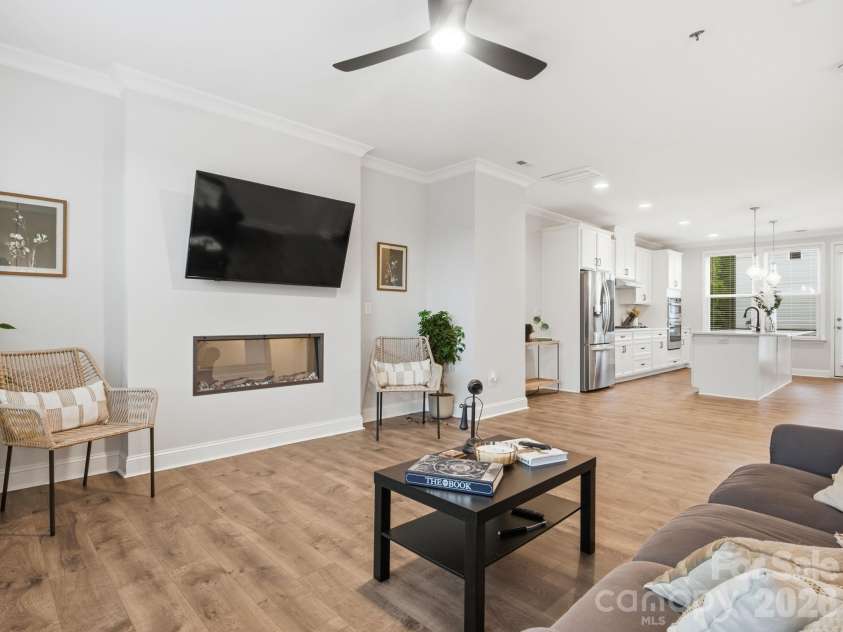 14010 Loyola Ridge Drive, Charlotte, NC 28277.  MLS# CAR4385218, YatesRealty ID 35265. Living Room with Fireplace