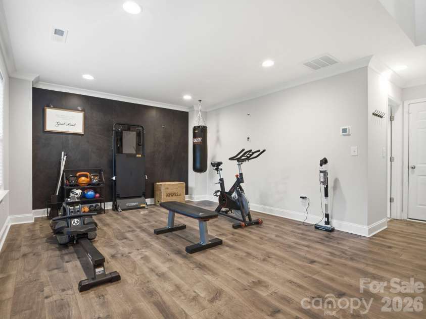 14010 Loyola Ridge Drive, Charlotte, NC 28277.  MLS# CAR4385218, YatesRealty ID 35265. Main floor flex space