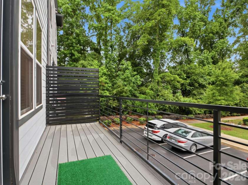 14010 Loyola Ridge Drive, Charlotte, NC 28277.  MLS# CAR4385218, YatesRealty ID 35265. Patio