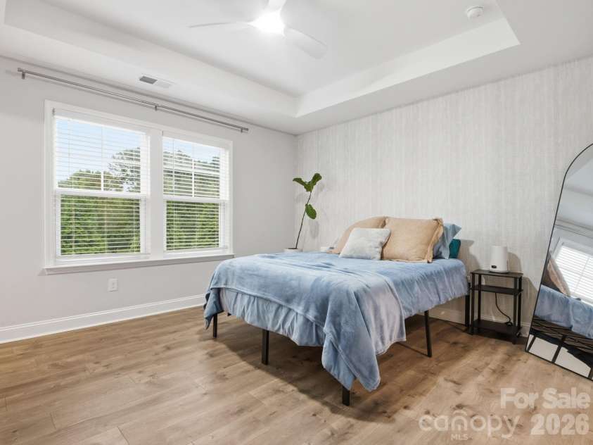 14010 Loyola Ridge Drive, Charlotte, NC 28277.  MLS# CAR4385218, YatesRealty ID 35265. Primary Bedroom