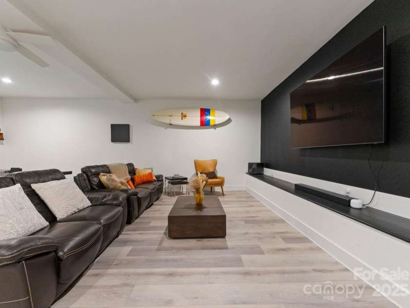 6527 Burlwood Road, Charlotte, NC 28211.  MLS# CAR4286248, YatesRealty ID 35265. Basement