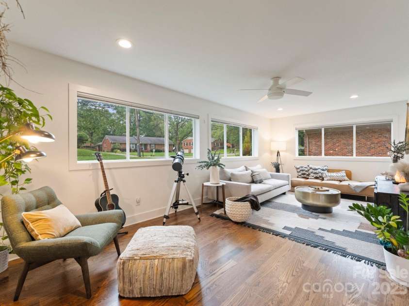 6527 Burlwood Road, Charlotte, NC 28211.  MLS# CAR4286248, YatesRealty ID 35265. Lower level- Multi use room