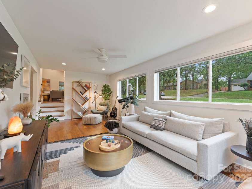 6527 Burlwood Road, Charlotte, NC 28211.  MLS# CAR4286248, YatesRealty ID 35265. Lower level- Multi use room