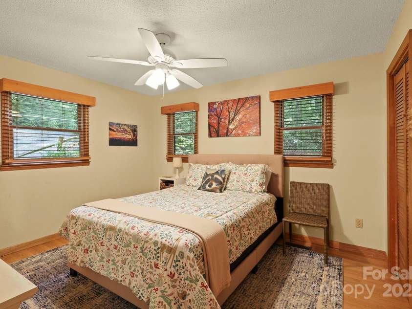 193 Laurel Brook Road, Newland, NC 28657.  MLS# CAR4287986, YatesRealty ID 35267. 