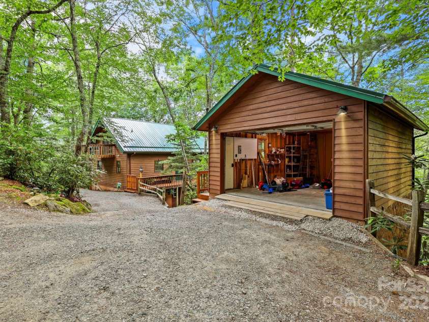 193 Laurel Brook Road, Newland, NC 28657.  MLS# CAR4287986, YatesRealty ID 35267. 