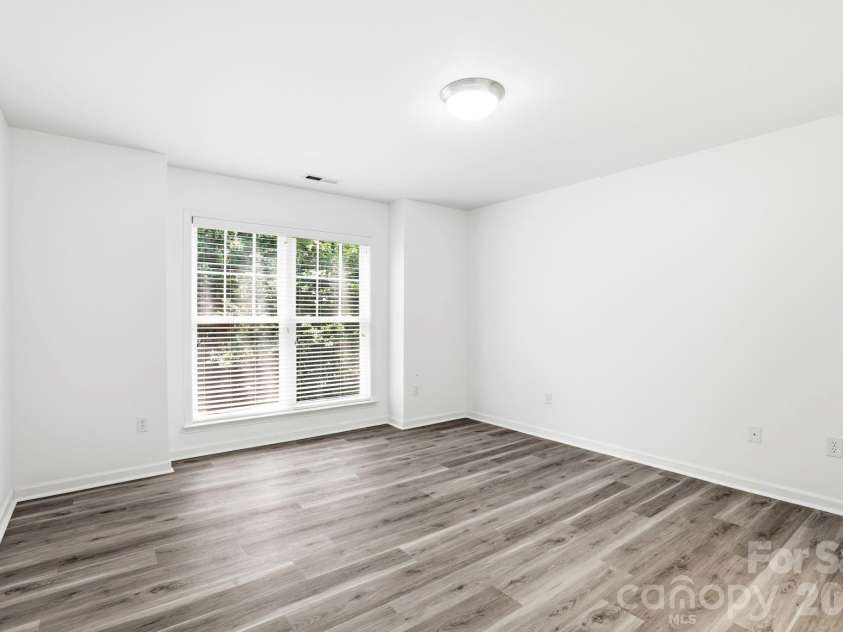 15 Kaylor Drive, Arden, NC 28704.  MLS# CAR4388754, YatesRealty ID 35268. 3rd Bedroom