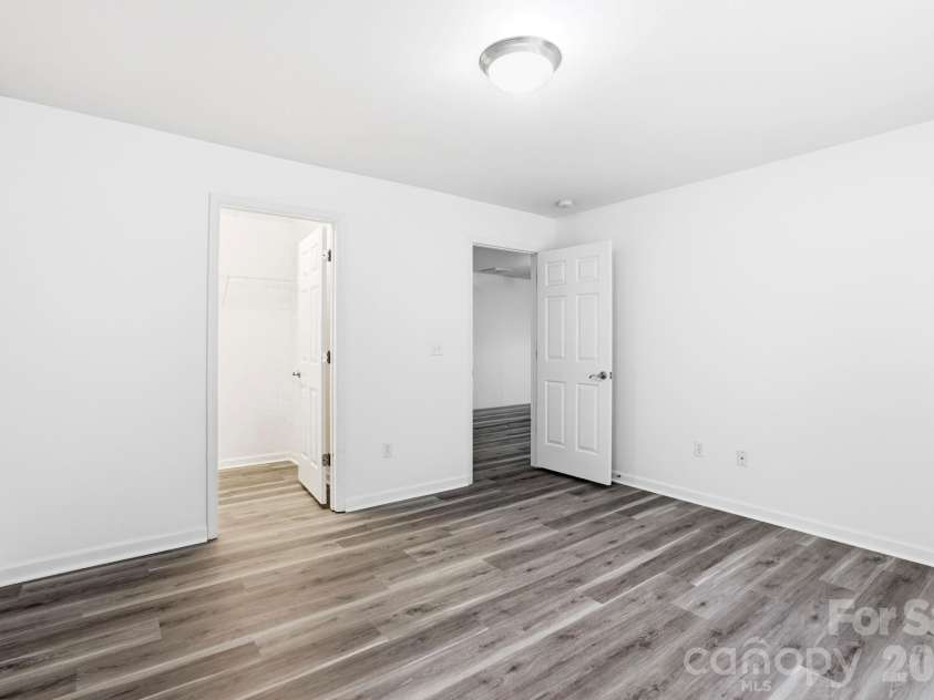 15 Kaylor Drive, Arden, NC 28704.  MLS# CAR4388754, YatesRealty ID 35268. 