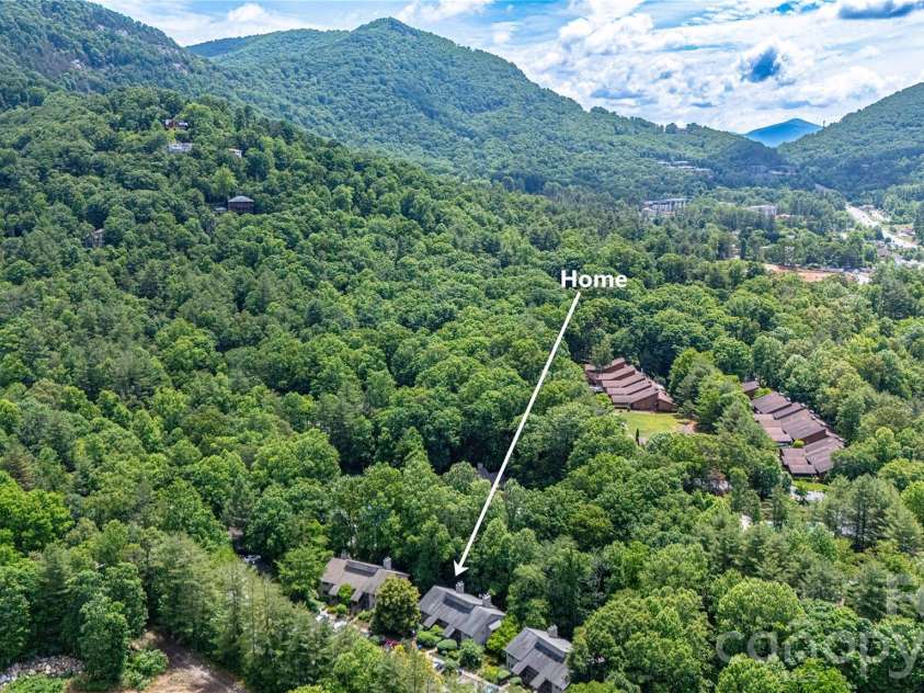 3A Cedarwood Drive, Asheville, NC 28805.  MLS# CAR4389479, YatesRealty ID 35269. 