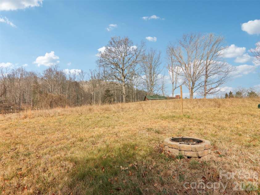 3195 Clear Creek Road, Hendersonville, NC 28792.  MLS# CAR4333995, YatesRealty ID 3527. 