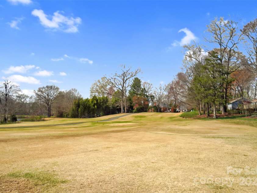 8501 Golf Ridge Drive, Charlotte, NC 28277.  MLS# CAR4235488, YatesRealty ID 3527. 