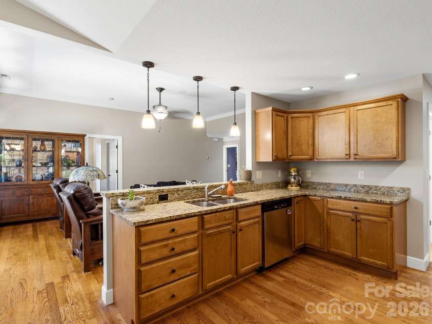 16 Jennlynn Drive, Arden, NC 28704.  MLS# CAR4390488, YatesRealty ID 35270. 