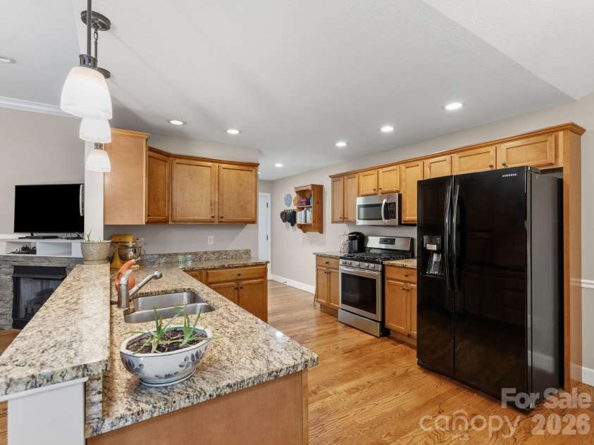 16 Jennlynn Drive, Arden, NC 28704.  MLS# CAR4390488, YatesRealty ID 35270. 