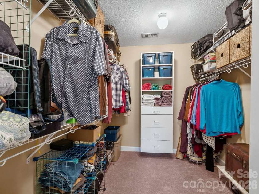 16 Jennlynn Drive, Arden, NC 28704.  MLS# CAR4390488, YatesRealty ID 35270. 