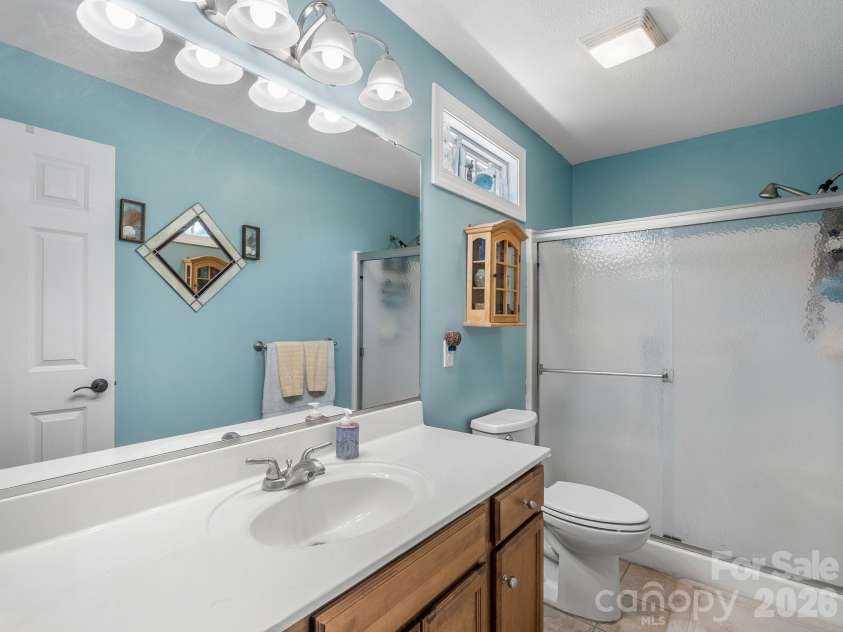 16 Jennlynn Drive, Arden, NC 28704.  MLS# CAR4390488, YatesRealty ID 35270. 