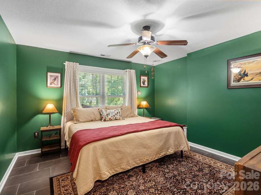 16 Jennlynn Drive, Arden, NC 28704.  MLS# CAR4390488, YatesRealty ID 35270. 