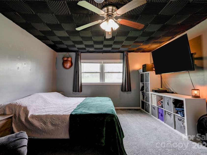 216 Cider Drive, Shelby, NC 28152.  MLS# CAR4291718, YatesRealty ID 35270. 