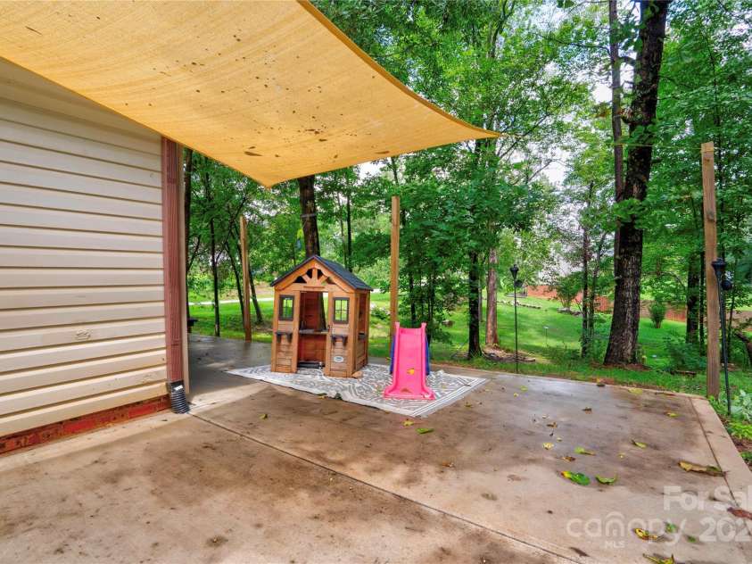 216 Cider Drive, Shelby, NC 28152.  MLS# CAR4291718, YatesRealty ID 35270. 