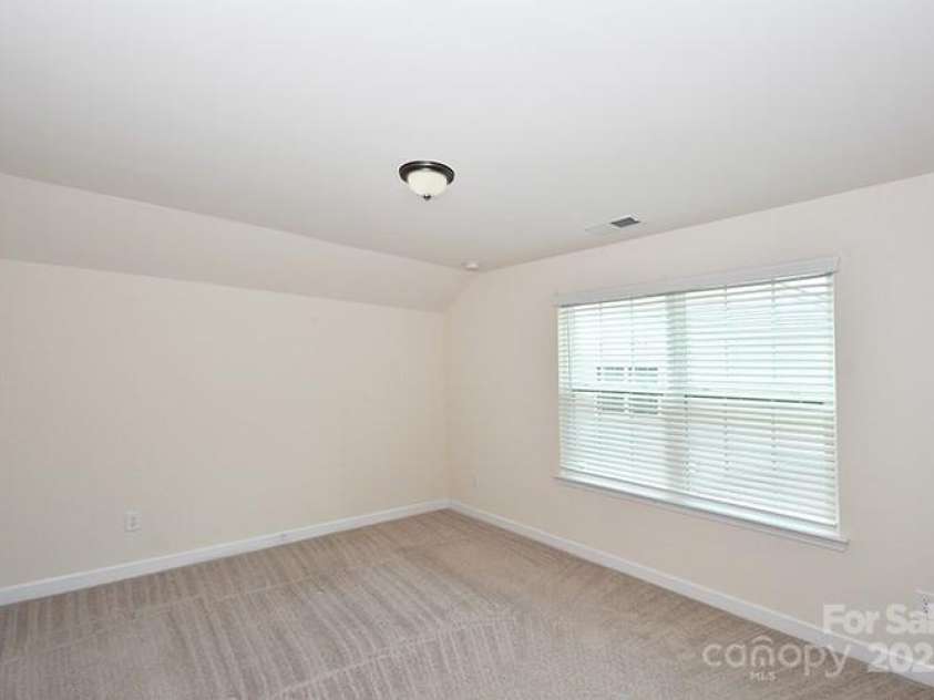 1945 Napa Valley Drive, Waxhaw, NC 28173.  MLS# CAR4296839, YatesRealty ID 35272. 