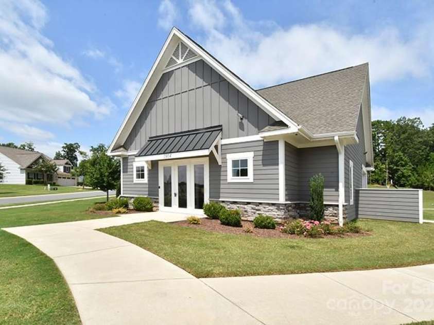 1945 Napa Valley Drive, Waxhaw, NC 28173.  MLS# CAR4296839, YatesRealty ID 35272. 