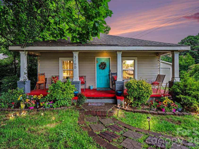 3100 Avalon Avenue, Charlotte, NC 28208.  MLS# CAR4391598, YatesRealty ID 35272. PORCH DUSK
